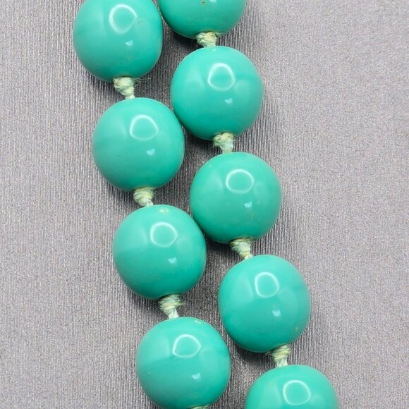 VTG Double Strand Turquoise Colored Bead Choker Necklace 15" Gold-Tone Box Clasp - Picture 3 of 15